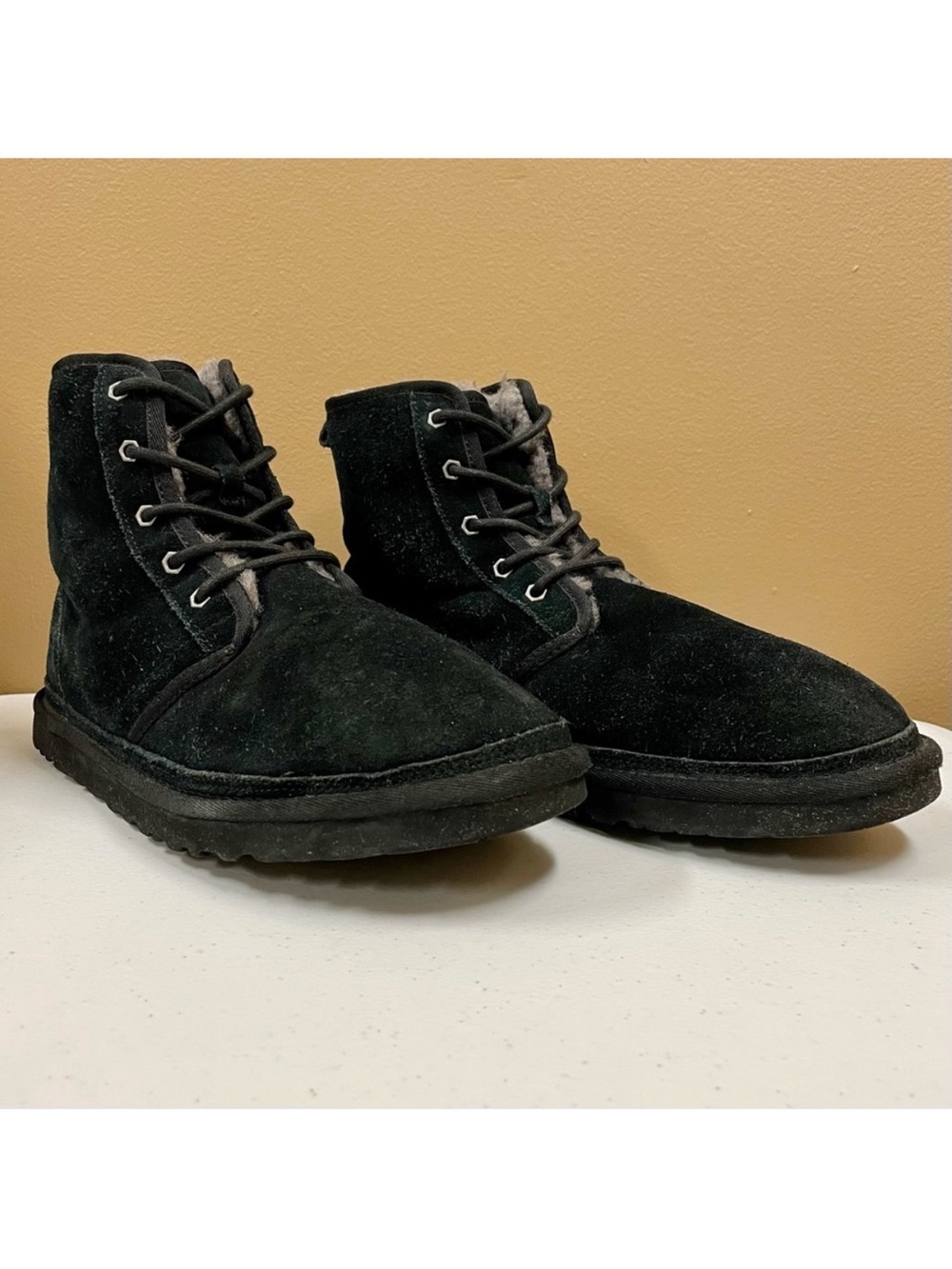 UGG Boots Mens 12 Harkley Black 1016472 Suede Wool Lace-Up Fully Lined UGGs